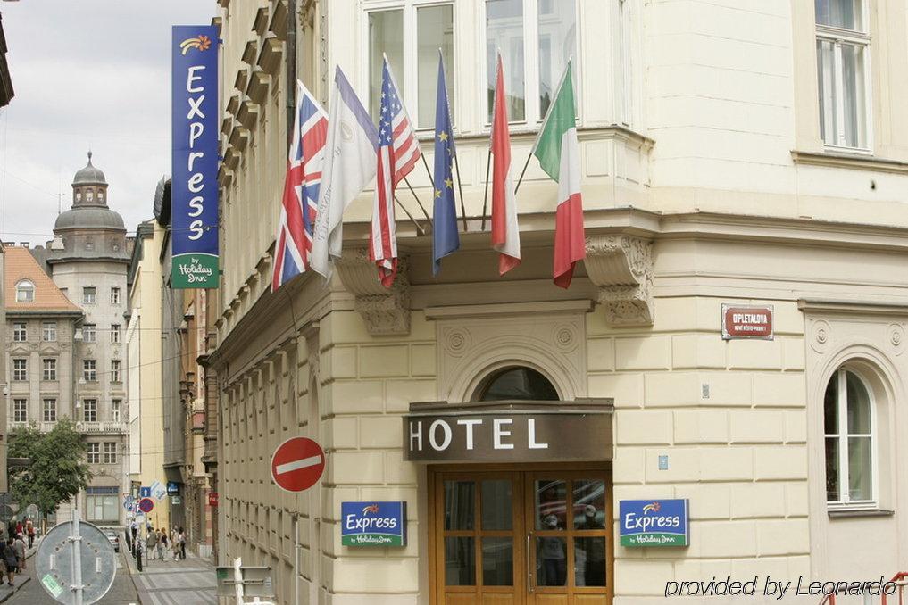 Exe City Park Hotel Prague Exterior photo