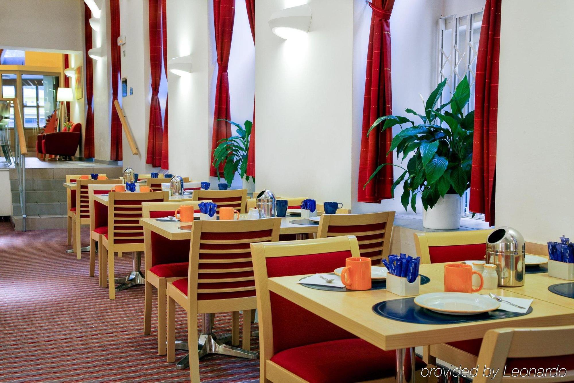 Exe City Park Hotel Prague Restaurant photo