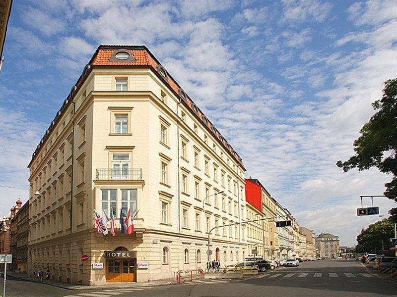 Exe City Park Hotel Prague Exterior photo