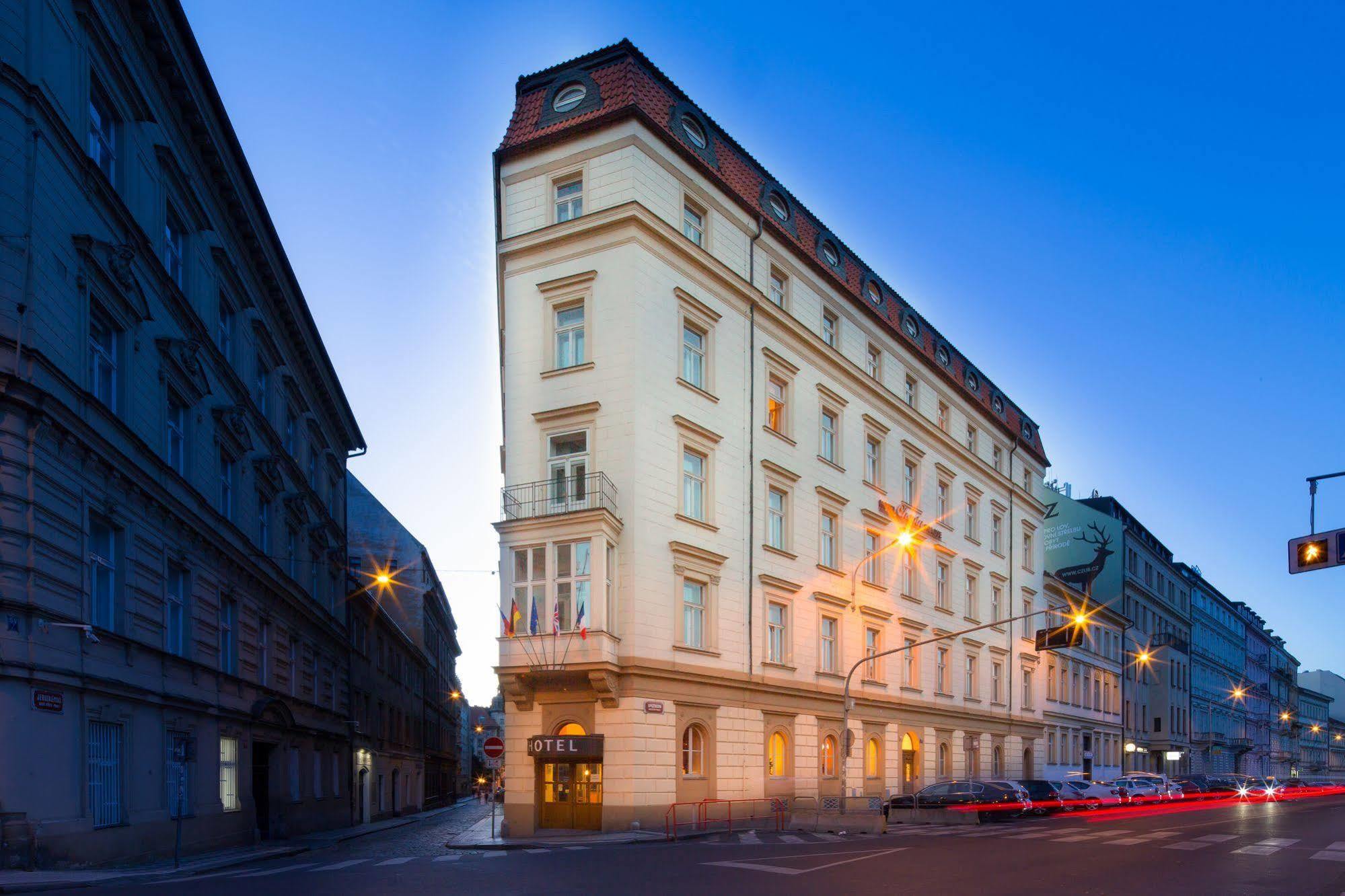 Exe City Park Hotel Prague Exterior photo