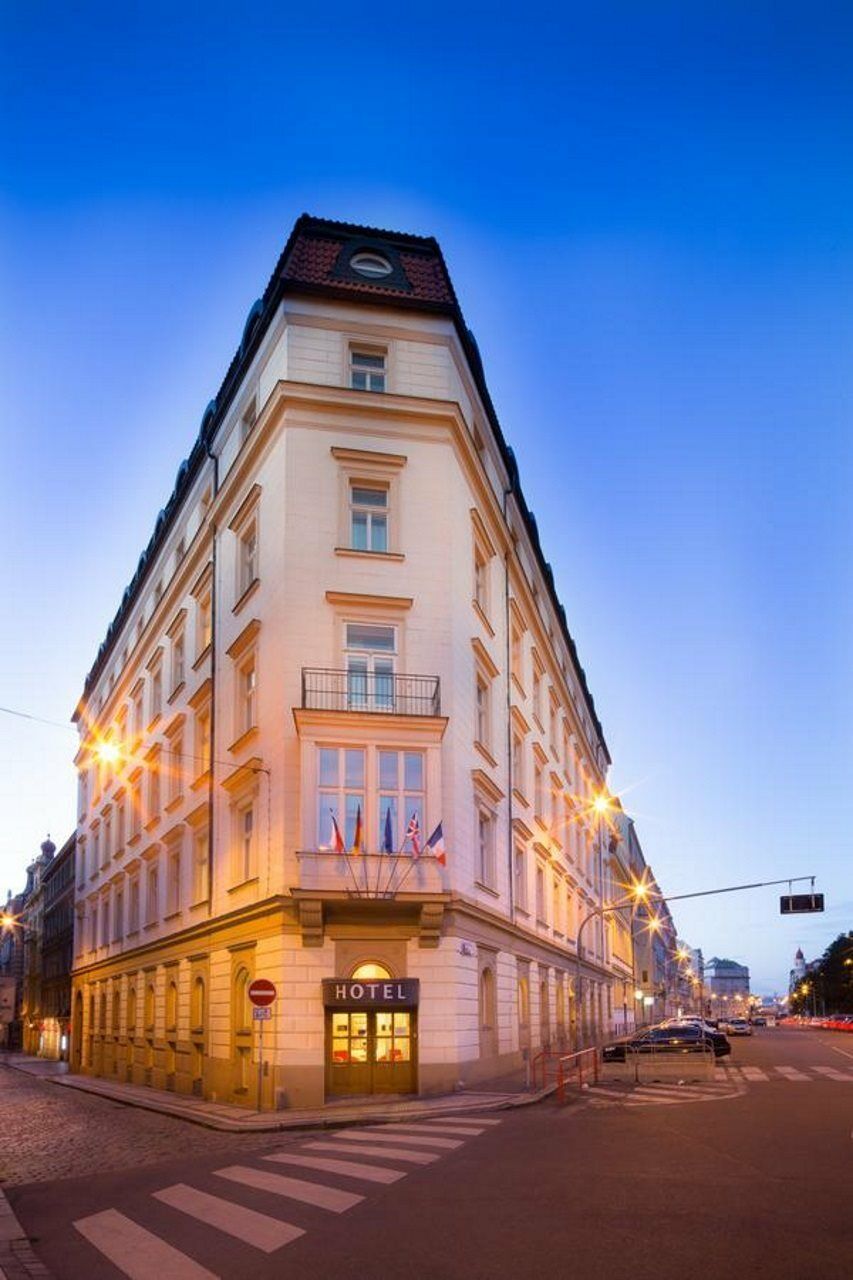 Exe City Park Hotel Prague Exterior photo